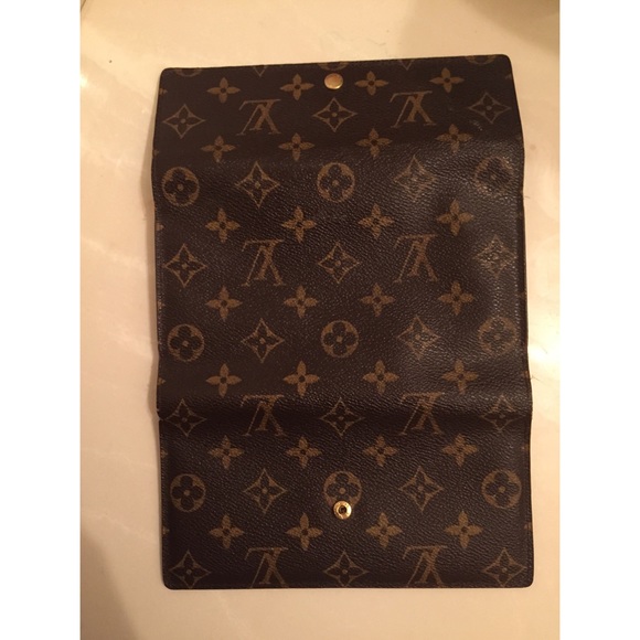 ❌ S O L D❌ LOUIS VUITTON WALLET - Picture 3 of 4
