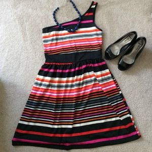 SOLD 🎯 SALE ne Strap Fun Dress