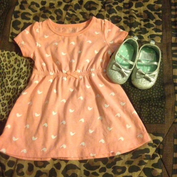 Infant dress - Picture 1 of 1