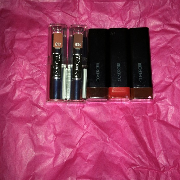 Brand new lip sticks 3 covergirl, 2 loreal.