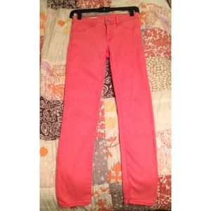 Salmon pink legging jeans