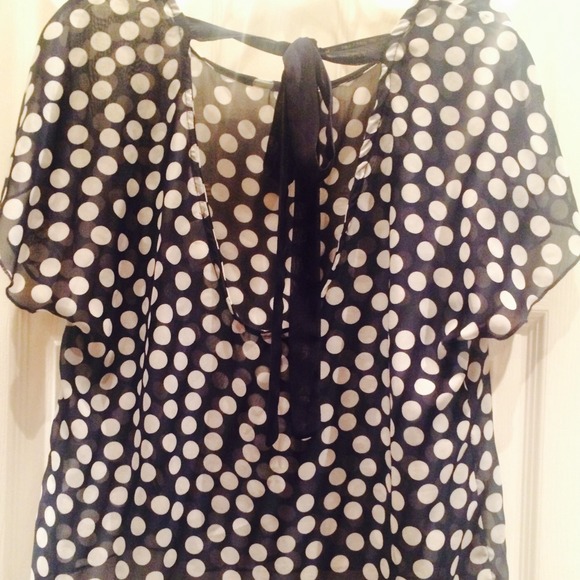 ✨ Navy Blouse White Polka Dots ✨