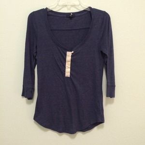 3/4 Sleeves Henley tee
