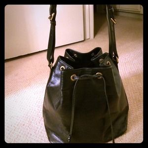 LV Black Epi Noe. Dust Bag included (not in pic).