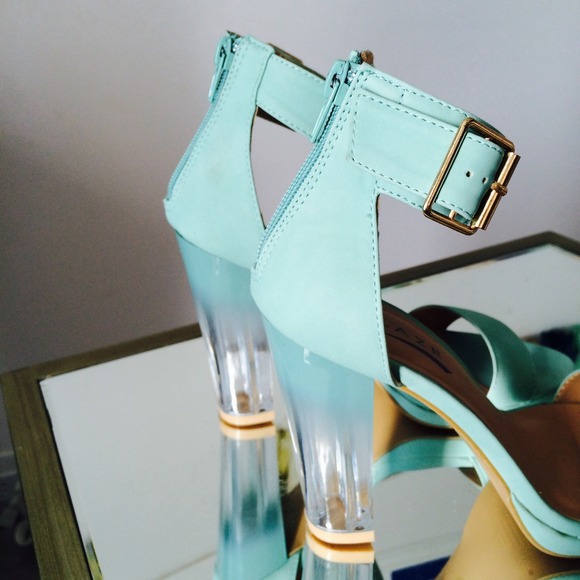 ❌BUNDLED❌ Mint Green Ankle Strap Lucite Heels - Picture 4 of 4