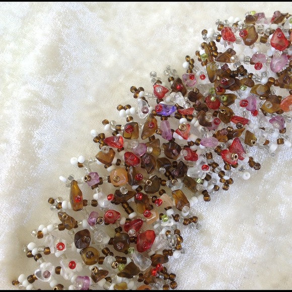 Multilayered beaded belt with sliding belt - Picture 3 of 3