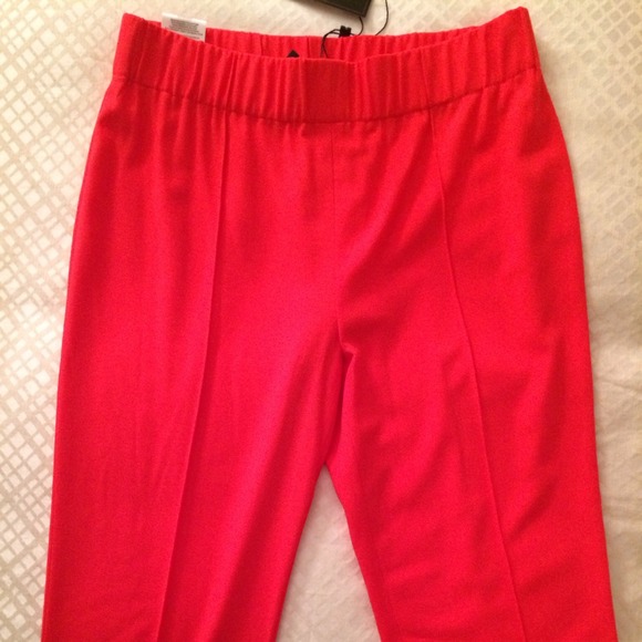 BCBG Maria pants in poppy