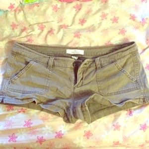 Hco twill shorts. Color: brown Size: 3 (run big)