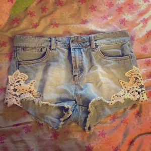 ‼️Wet Seal High Waisted Denim Shorts w/ Lace Trim