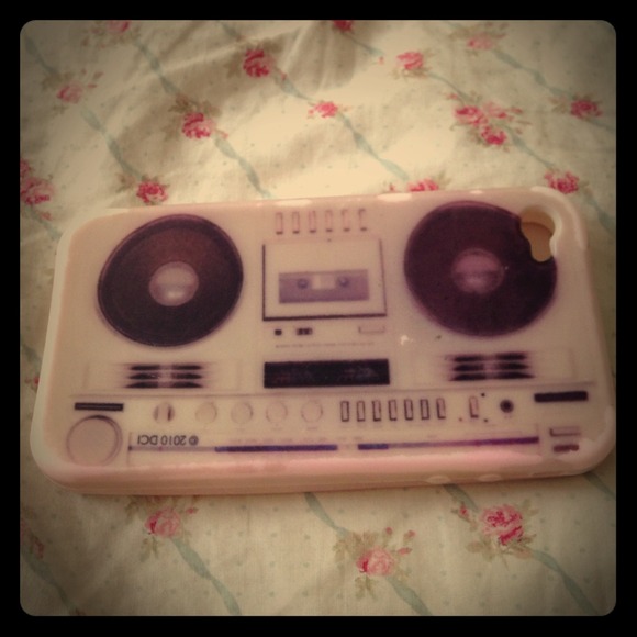 4-4s case