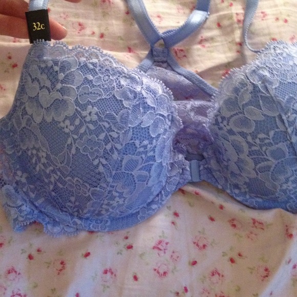 New Victoria's Secret 32c dream angels lace bra - Picture 4 of 4