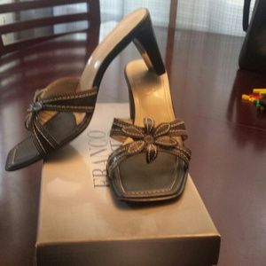 Franco Sarto flower sandals