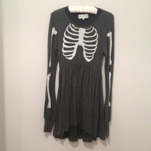 WILDFOX COTTON SKULL DRESS XS