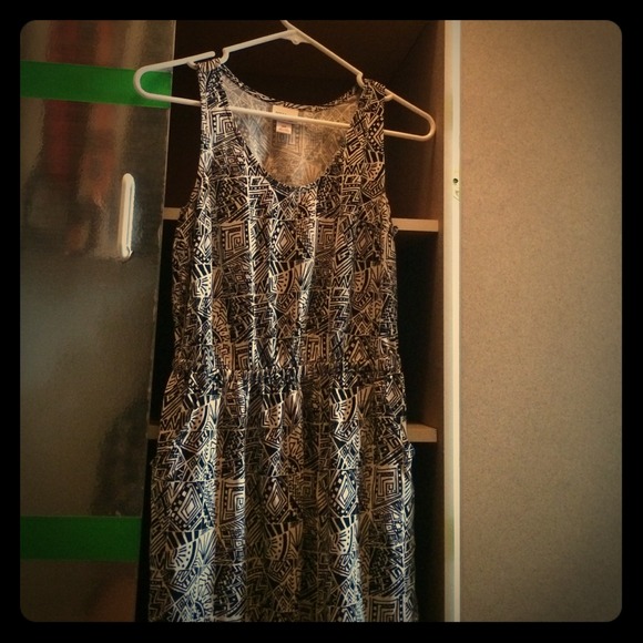 Aztec patterned dress - Picture 1 of 3