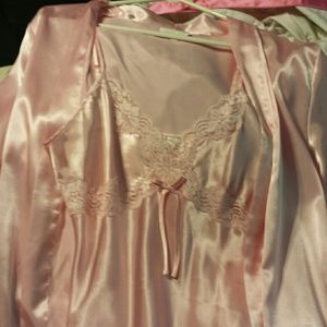 Nightgown & Robe