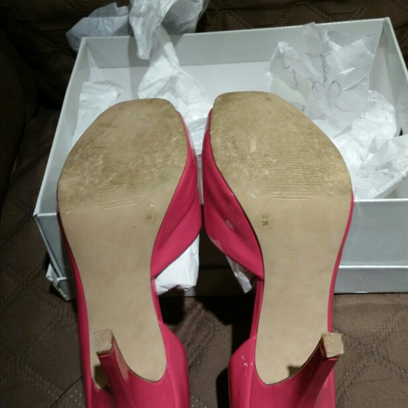 ๐๐Christmas Present๐๐ "JESSICA SIMPSON" STRAWBERRY COLORED PUMPS - Picture 4 of 6