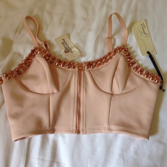 🚫🚫🚫SOLD🚫🚫🚫 Crop top