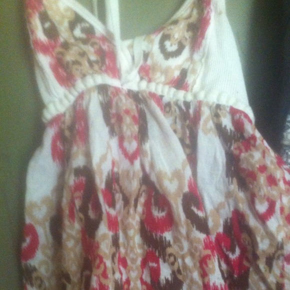 Flower pattern blouse.