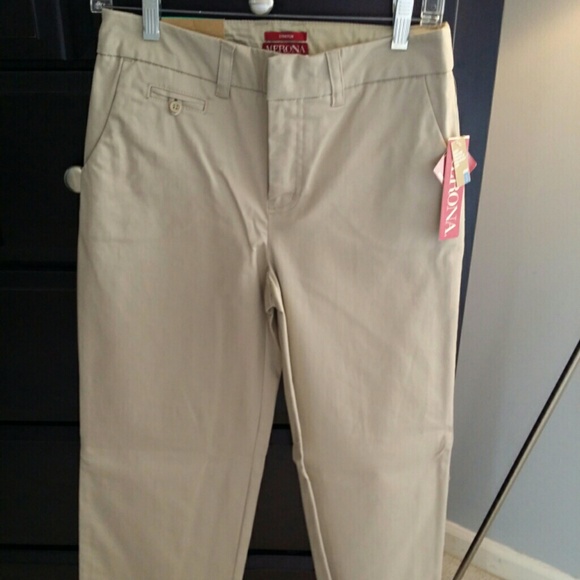 BNWT Merona khakis fit 1 size 2