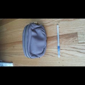 Gucci pouch BUNDLE