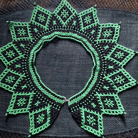 Gorgeous Beaded Collar