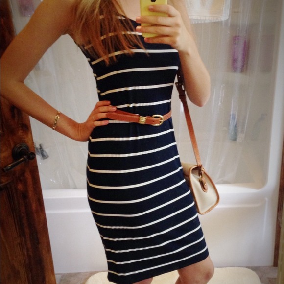 Dooney and Bourke belt