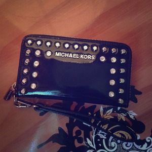 Michael Kors wristlet