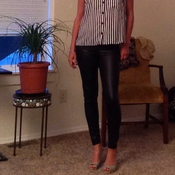 Pants - Black pleather leggings