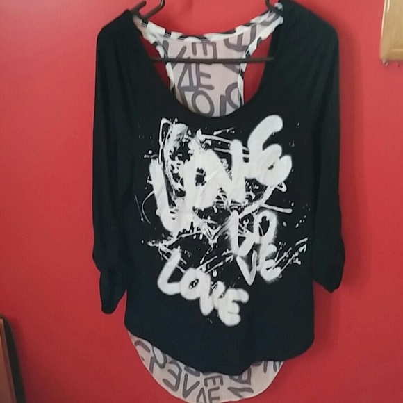 Rue21 Top - Picture 1 of 2