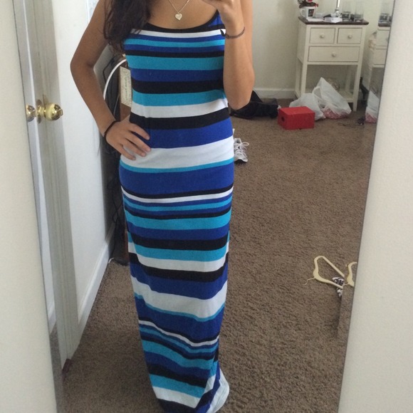 Dresses & Skirts - Striped Maxi Dress