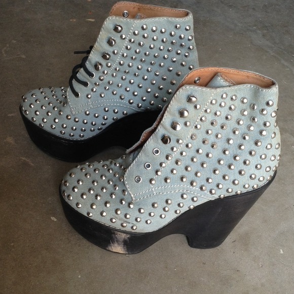 Jeffrey Campbell platform