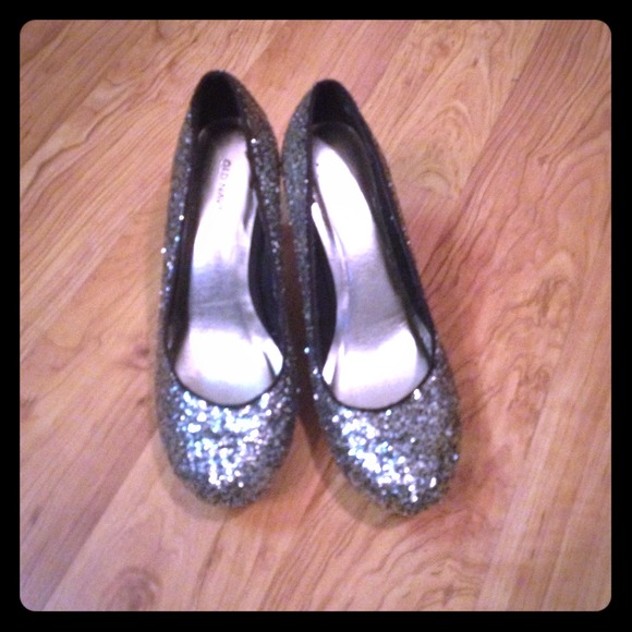 Black and silver glitter heels