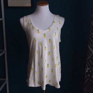 Cotton tank with pineapple print