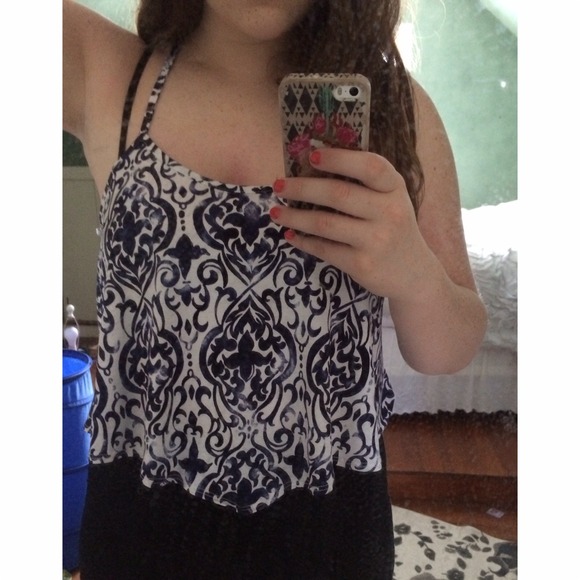 344 cropped tank! - Picture 2 of 2