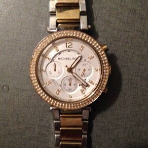 Michael kors watch