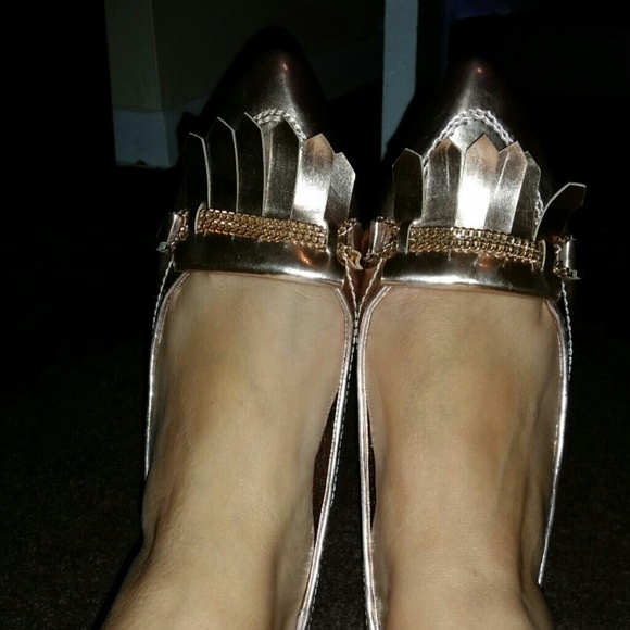 *TRADED* New Rose gold flats