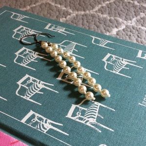 Pearl strand earrings. Vintage.