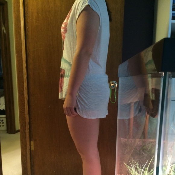 Off-White Top - Picture 2 of 2