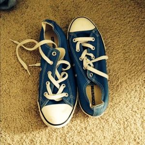 royal blue converse