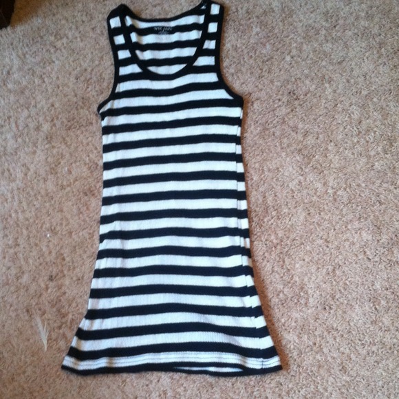 Striped Wet Seal tank