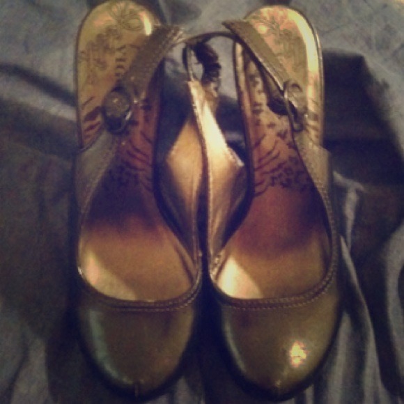 Black Stylish Heels!