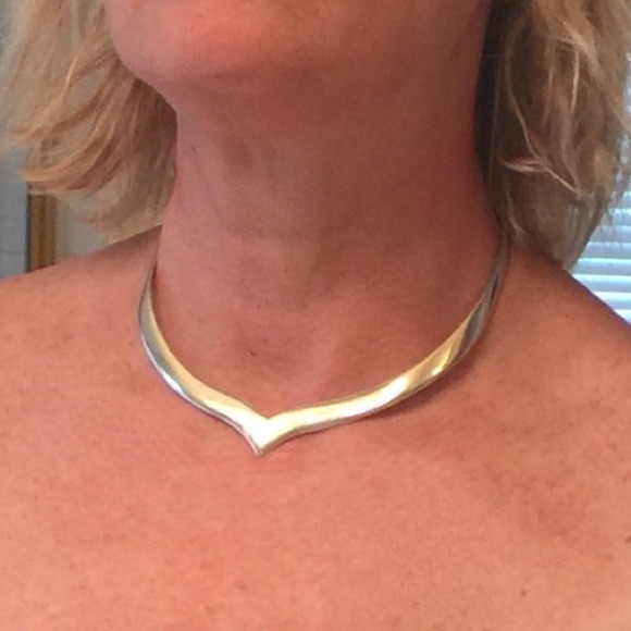 🎉HP🎉Wide Modern Sterling Silver Chevron Necklace - Picture 4 of 4