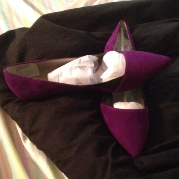 Steven Madden Pointy Toe Suede Purple flats