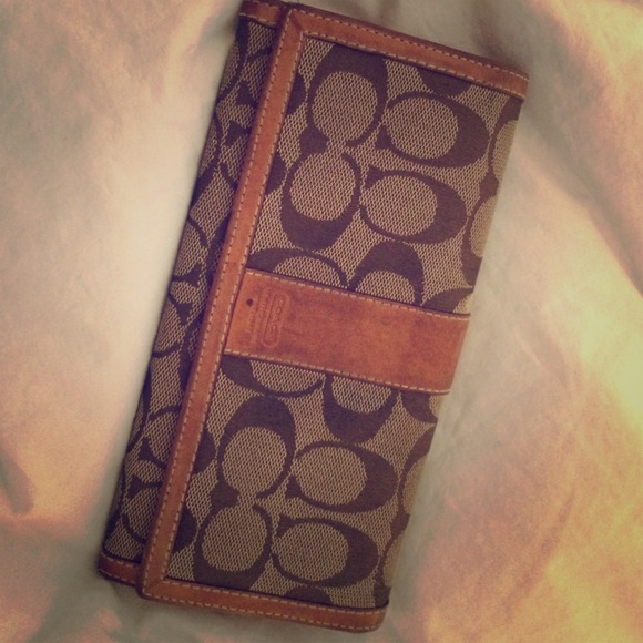 Coach wallet