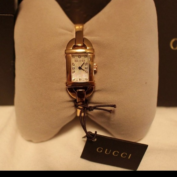 Brand New Gucci Horsebit Bangle Watch - Picture 4 of 4