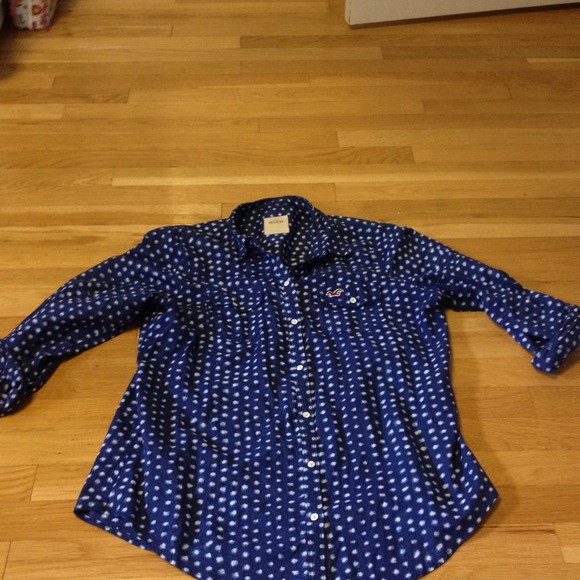 Blue/white polka dot button down