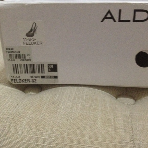 Aldo Cream sling back pumps