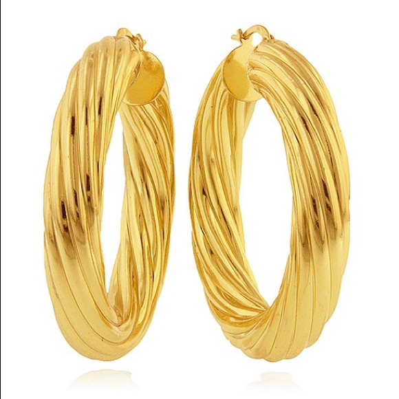 Fluted Twist 18kt Gold Hoops
