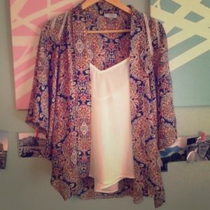 Printed flowy kimono