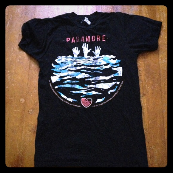 Paramore Band Tee